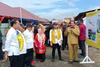 Bupati BU, Ir H Mian saat pemaparan Audiensi Usulan pembangunan pasar dan Ruas jalan di Bengkulu Utara Didepan Presiden RI