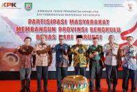 Foto bersama usai Bimtek peran masyarakat dalam pencegahan korupsi, Jumat (1/9/23).