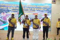 Gubernur lepas atlet Porwil Sumatera.