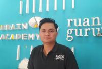 Branch Manager Ruang Guru Cabang Bengkulu, Fuji.