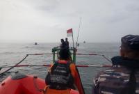 Proses penyelamatan kapal mati mesin di perairan Bengkulu.