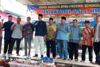 Tantawi Dali saat Bersama Masyarakat