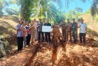 Poto bersama Pemdes Tebing Kandang dan Unsur Tripaka Kecamatan Air Napal 