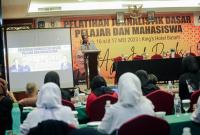 aringan Media Siber Indonesia (JMSI) Kepri menggelar Pelatihan Jurnalistik Dasar Pelajar dan Mahasiswa, Selasa (16/05/2023).