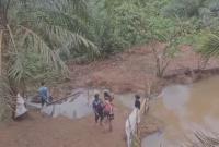 Telaga Biru Viral di Bengkulu Tengah Keruh Diguyur Hujan.