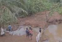 Telaga Biru Viral di Bengkulu Tengah Keruh Diguyur Hujan.