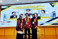 Zahran Al Fikri (Ketum HMPS Bimbingan/ Konseling Islam. Yuliana (Waka HMPS program studi bimbingan dan konseling islam dan Riska Indah Safitri Koordinator Bid. Wacana dan Ilmu Pengembangan.