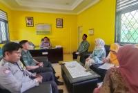  Rapat Lintas Sektoral penurunan Stunting yang diselenggarakan di Kantor Camat Manna Bengkulu Selatan pada Kamis (13/4/2023).