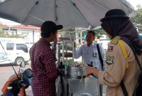 BPOM lakukan Sidak pedagang jajanan pangan anak sekolah di luar lingkungan SDN 19 Kota Bengkulu.