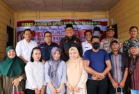 KetuA dprd iHSAN Fajri saat Reses di Pulau Enggano