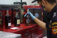 Pengamanan minuman beralkohol tanpa izin/dok.net