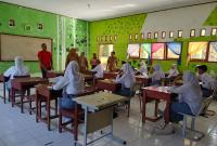 Proses belajar mengajar di salah satu sekolah di Mukomuko.