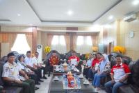 Pengusaha Pertashop yang tergabung dalam Himpunan Pertashop Merah Putih Indonesia (HPMPI) beraudiensi dengan Gubernur Bengkulu, Rohidin Mersyah, di ruang kerja Gubernur, pada Rabu (22/5/24).