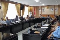 Dinas LHK Provinsi Bengkulu saat mengikuti rapat pembahasan zona dumping area di wilayah Provinsi Bengkulu. (Redi~PenaRafflesia.Com)