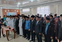 Pengambilan sumpah jabatan dilakukan oleh Sekda Kaur Dr. Drs. Ersan Syahfiri, MM, belum lama ini
