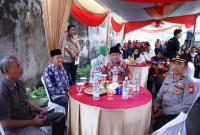 Plt Gubernur Rosjonsyah saat menghadiri pengucapan ikrar DPP FMBM Bengkulu, Sabtu (16/11/2024). (Budi~PenaRafflesia.Com)