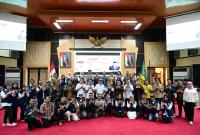 AKAS (Aplikasi Aksara Ulu Sumatera Selatan) Solusi yang tepat untuk pengenalan aksara Ulu di masa kini. 