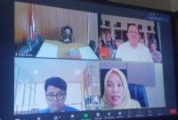 Bupati Seluma saat Uci coba sinyal internet lakukan zoom meeting