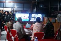 Plt Gubernur Bengkulu, Rosjonsyah memantau kegiatan masyarakat menjelang Malam Tahun Baru 2025 di Provinsi Bengkulu, Selasa (31/12) malam.