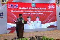 Penjabat Sekretaris Daerah Provinsi Bengkulu, Herwan Antoni, membuka Sosialisasi Permendagri Nomor 14 Tahun 2025 tentang Pedoman Penyusunan APBD Tahun Anggaran 2026, di Balai Raya Semarak, Kamis (13/11).