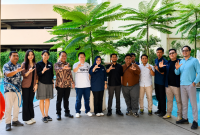 Pegawai Hotel Mercure Bengkulu dan Pengurus JMSI melakukan poto bersama, Selasa (27/5/26). 