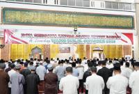 Doa bersama di Masjid Raya Baitul Izzah