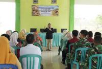 Satgas TMMD Kodim 0813 Bojonegoro bergandengan tangan dengan Dinas Perpustakaan dan Kearsipan Provinsi Jawa Timur, serta Dinas Perpustakaan Kabupaten Bojonegoro menggelar bimbingan literasi dan Layanan Terpadu Perpustakaan Desa (LTPD), Selasa (4/8/2026).