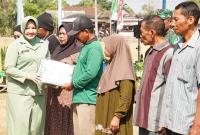 Komandan Satgas TMMD ke-129 Kodim 0813 Bojonegoro, Letkol Inf Dedy Dwi Wijayanto, mengapresiasi dukungan yang diberikan Persit selama pelaksanaan program berlangsung