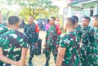 Menjelang dimulainya pertandingan, seluruh personel Satgas TMMD ke-129 mengikuti apel dan pengarahan di halaman Balai Desa Kesongo. Kegiatan tersebut bertujuan memastikan seluruh anggota memahami peran mereka sekaligus menjaga disiplin, kekompakan, dan semangat sportivitas selama mengikuti turnamen.