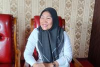 Kepala Dinas Pendidikan dan Kebudayaan Kabupaten Kepahiang, Dr. Nining Fawely Pasju, MM,